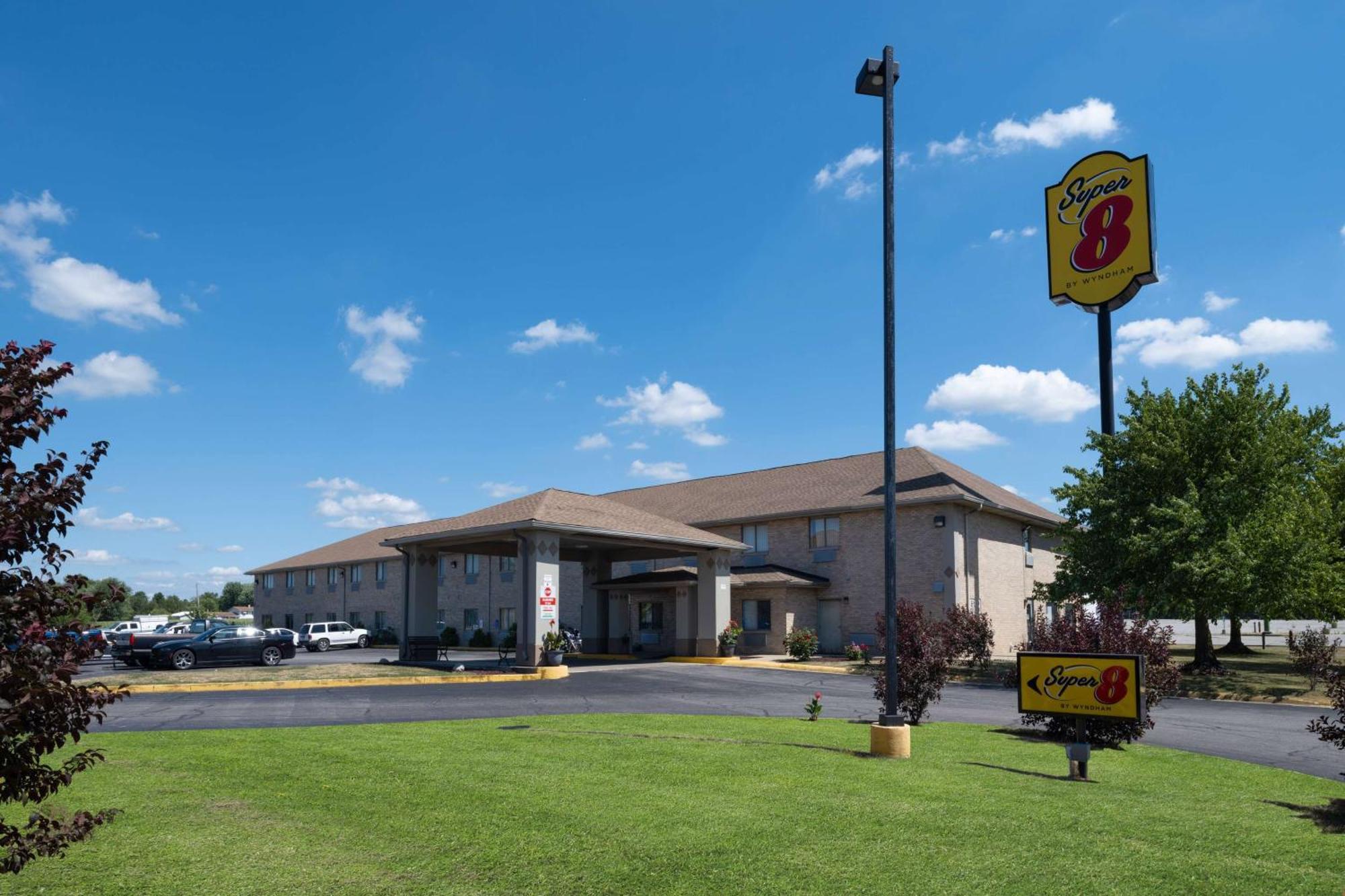 Super 8 By Wyndham Kokomo Exterior foto